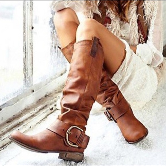 “Ruckuss” - Picture 15 of 15